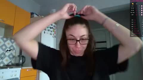 MIRANDA online show from October 15, 2025, 4:56 am