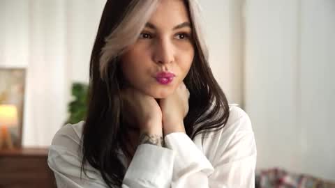 Snapshot of mirandabettman chatting on October 23, 2025, 7:51 am My name is Adele online show from October 23, 2025, 7:51 am