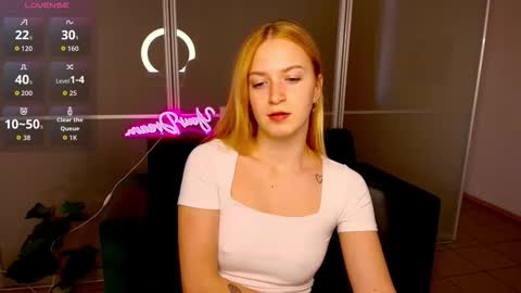MirandaMayers online show from October 14, 2025, 6:03 am