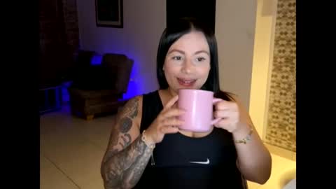 Snapshot of mirandaredd chatting on July 28, 2026, 5:14 am Miranda online show from July 28, 2026, 5:14 am