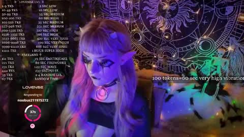 Snapshot of mirareed chatting on October 9, 2025, 6:11 am mirareed online show from October 9, 2025, 6:11 am
