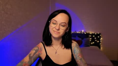 Snapshot of miraskyy chatting on May 23, 2026, 6:12 pm MiraSkyy online show from May 23, 2026, 6:12 pm