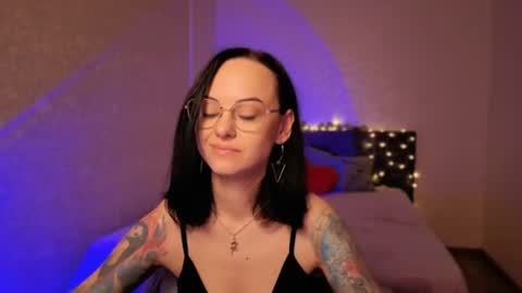 Snapshot of miraskyy chatting on June 9, 2026, 3:01 pm MiraSkyy online show from June 9, 2026, 3:01 pm