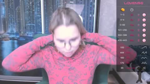 Kira online show from December 5, 2024, 7:28 pm