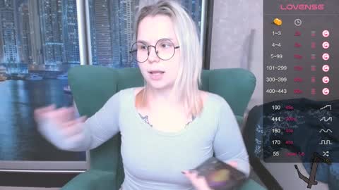 Kira online show from December 13, 2024, 7:43 pm