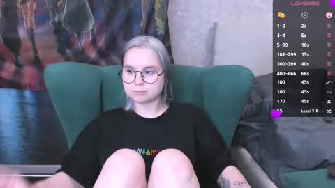 Kira online show from March 4, 2025, 2:06 am