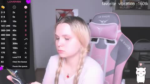 Kira online show from October 15, 2025, 6:30 pm