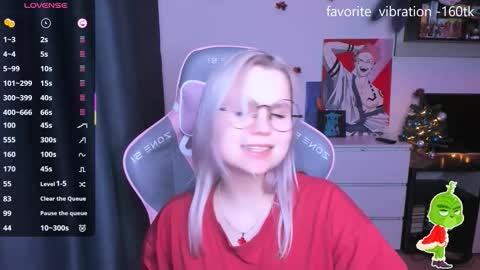 Kira online show from January 5, 2026, 10:35 pm