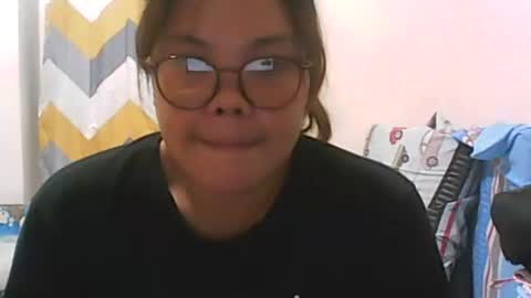 Snapshot of mireille_27 chatting on September 18, 2025, 9:55 am mireille_27 online show from September 18, 2025, 9:55 am