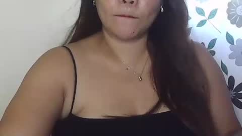 Snapshot of mireille_27 chatting on October 5, 2025, 7:39 am mireille_27 online show from October 5, 2025, 7:39 am