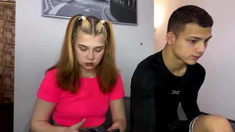 mirelcouple online show from February 9, 2026, 10:08 am