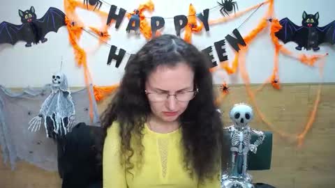 Miroslava Happi online show from October 25, 2025, 5:48 am