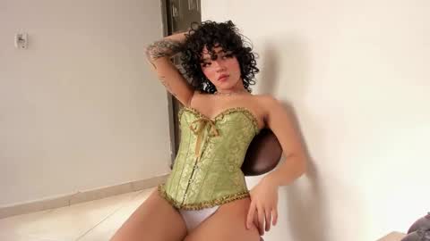 Misa Independent model online show from December 1, 2024, 8:42 pm