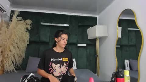 Misaki Kai online show from November 14, 2025, 5:28 am