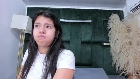 Misaki Kai online show from December 4, 2025, 5:39 am