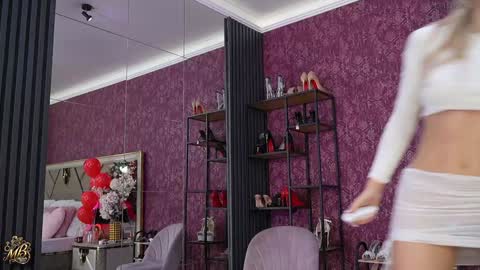 MishaBrizo online show from February 18, 2026, 6:53 am