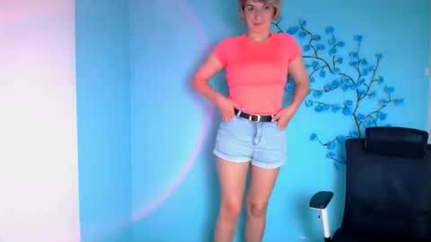 Mishelle online show from May 19, 2026, 11:38 am