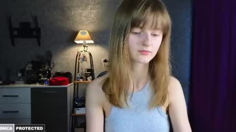Snapshot of miss___alisa chatting on June 21, 2026, 5:48 pm Alisa NONNUDE online show from June 21, 2026, 5:48 pm