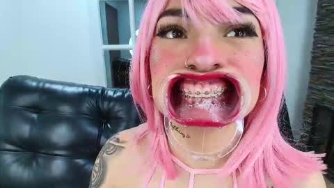 Snapshot of miss__abigail chatting on October 4, 2025, 2:53 am Abigail online show from October 4, 2025, 2:53 am