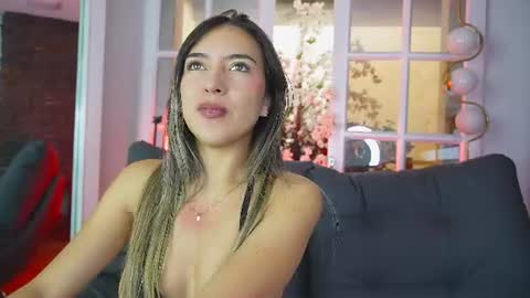 Snapshot of miss__zoe chatting on July 21, 2026, 6:10 pm Zoe online show from July 21, 2026, 6:10 pm