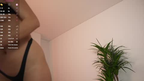 Snapshot of miss_airi chatting on July 25, 2026, 4:04 pm miss airi online show from July 25, 2026, 4:04 pm
