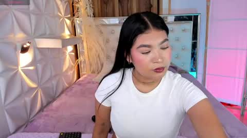 Snapshot of miss_alice_jones chatting on August 9, 2026, 8:03 pm ALICE online show from August 9, 2026, 8:03 pm