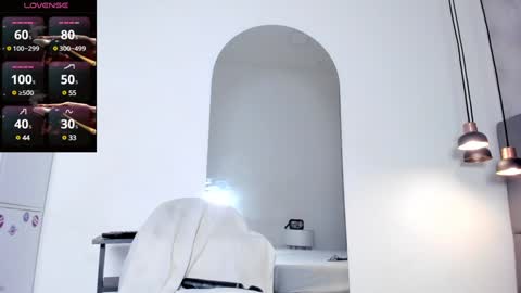 Amber  online show from February 5, 2025, 8:00 am