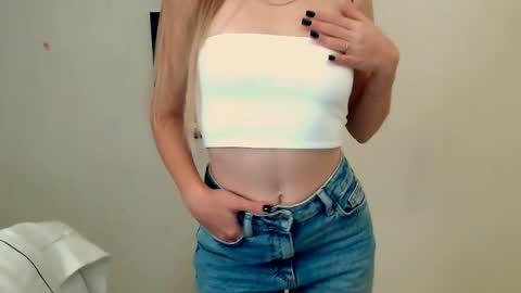 Angelina online show from September 30, 2025, 5:56 am