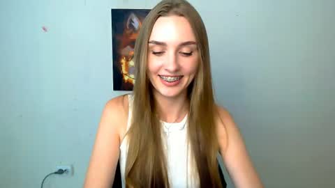 Snapshot of miss_angelina_ chatting on July 28, 2026, 11:17 am Angelina online show from July 28, 2026, 11:17 am