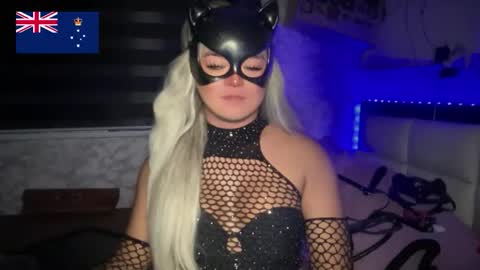 Snapshot of miss_antonette_xxx chatting on May 19, 2026, 12:16 am Call me Miss Antonette online show from May 19, 2026, 12:16 am