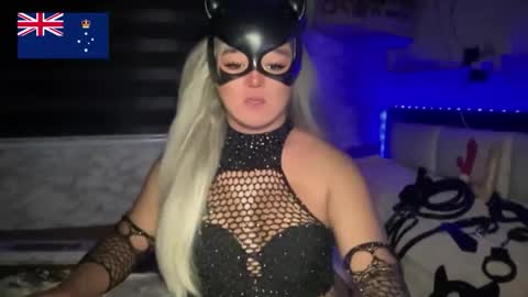 Snapshot of miss_antonette_xxx chatting on May 21, 2026, 12:17 am Call me Miss Antonette online show from May 21, 2026, 12:17 am