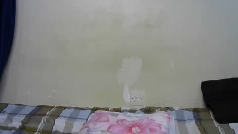 miss_bani online show from April 9, 2026, 6:24 pm