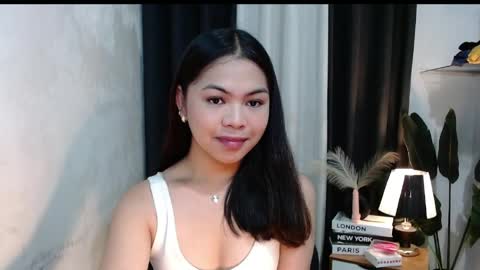 Briella online show from April 21, 2026, 3:50 pm