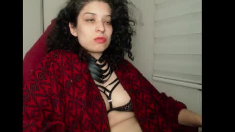 Miss Carmila online show from September 30, 2025, 11:21 pm