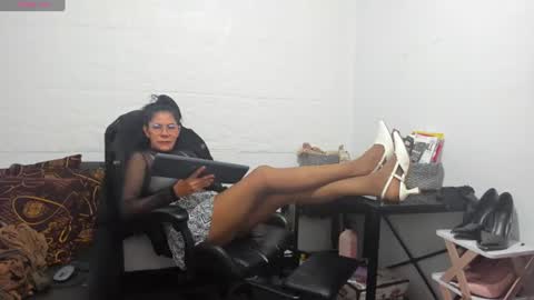 Snapshot of miss_clarepocahose chatting on July 9, 2026, 1:42 am Clare PocaHose online show from July 9, 2026, 1:42 am