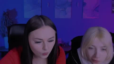 Snapshot of miss_courtney chatting on April 22, 2026, 8:50 am miss_courtney online show from April 22, 2026, 8:50 am