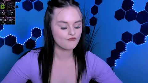 Snapshot of miss_courtney chatting on May 5, 2026, 8:55 am miss_courtney online show from May 5, 2026, 8:55 am