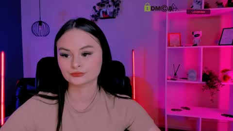 Snapshot of miss_courtney chatting on May 7, 2026, 8:42 am miss_courtney online show from May 7, 2026, 8:42 am