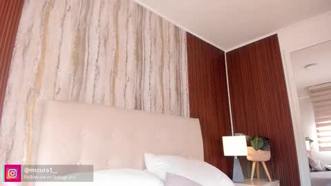 CANDELA CASTRO  online show from March 25, 2026, 12:44 pm