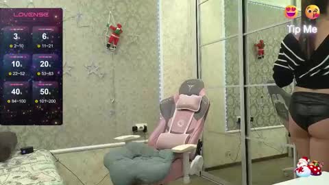 miss_divora online show from January 7, 2026, 7:16 pm