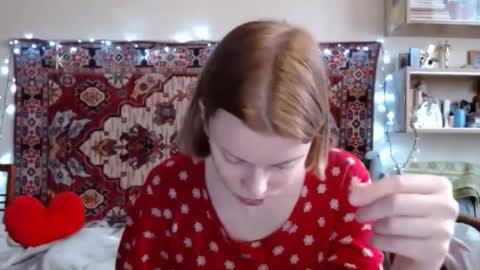 Elis online show from February 26, 2025, 12:14 pm