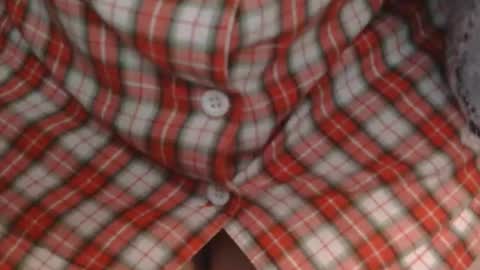 Elis online show from November 10, 2025, 4:28 pm