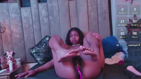 miss_evans_ online show from January 19, 2026, 2:43 pm