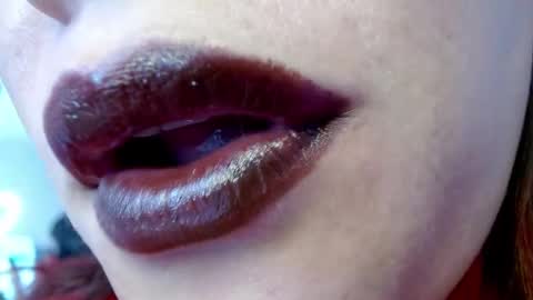 Miss Evoleth online show from December 27, 2024, 1:28 pm