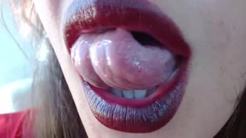 Miss Evoleth online show from October 16, 2025, 7:37 pm