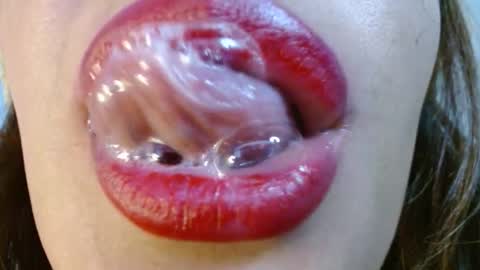 Miss Evoleth online show from November 14, 2025, 7:12 pm