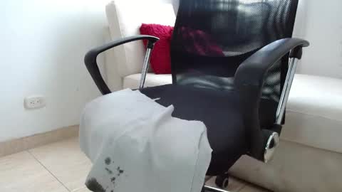 Snapshot of miss_evoleth2 chatting on May 15, 2026, 2:46 pm Miss Evoleth online show from May 15, 2026, 2:46 pm