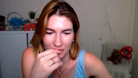 Hellen online show from November 27, 2025, 7:21 am