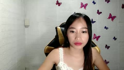 miss_jackilynxxx online show from April 21, 2026, 4:34 pm