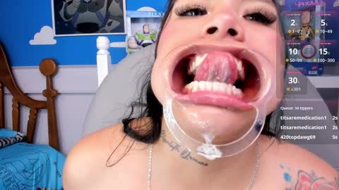 Snapshot of miss_keisi chatting on February 7, 2025, 12:20 am Keisi online show from February 7, 2025, 12:20 am